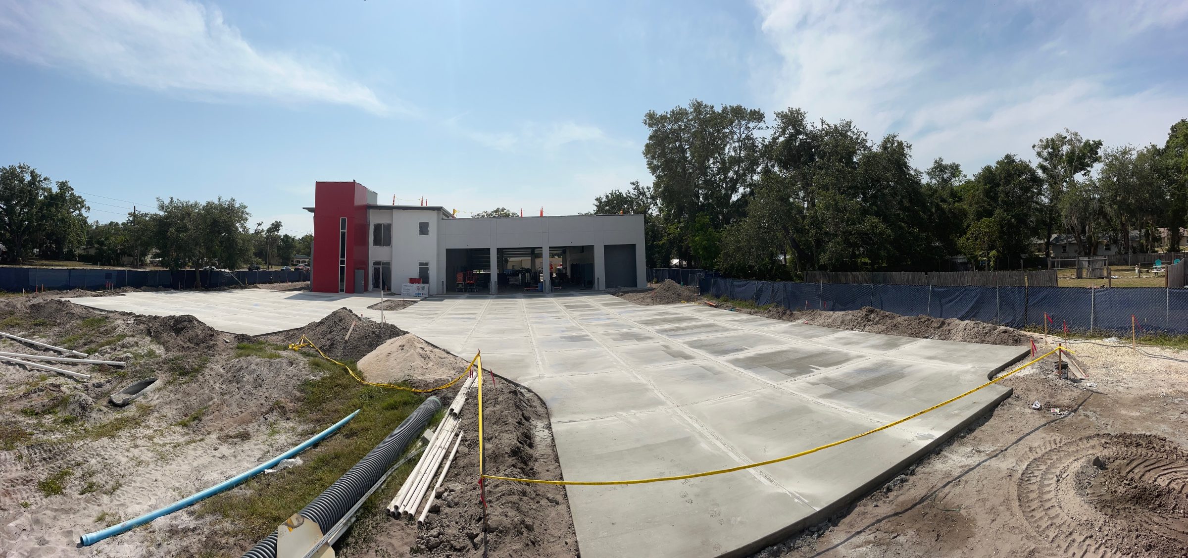 Concrete parking lot pour at a commercial building